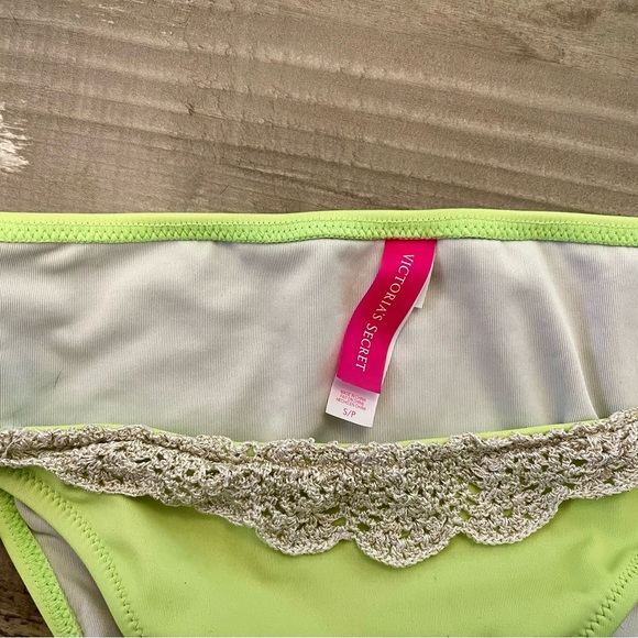 Victoria’s Secret lime green bikini - Picture 5 of 6
